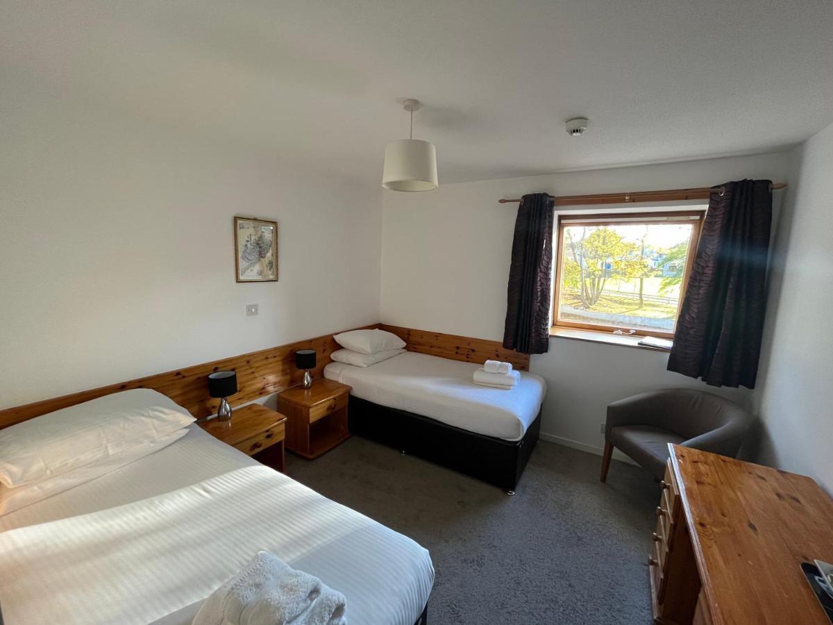 Twin Room,1308819667:JPEG